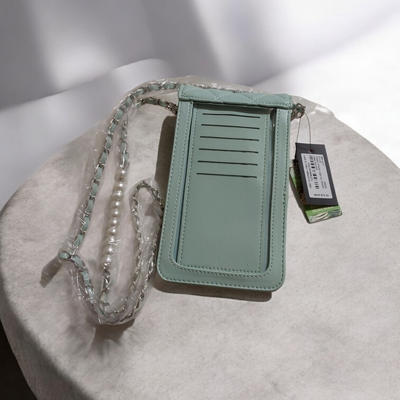 Badgley Mischka Mint Quilted Crossbody Phone Bag with Chain Strap - Picture 2 of 4